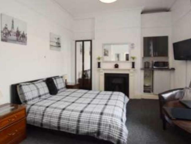 Barrie Guest House Barrow-in-Furness Ngoại thất bức ảnh